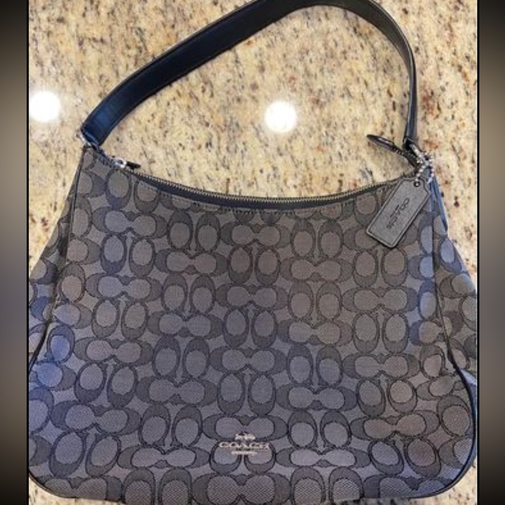 Coach purse - Picture 2 of 3